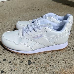 Reebok Classic Women’s Shoe Size 7.5 NWT